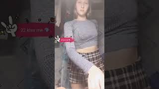 periscope live streaming teen girl vlog