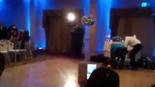 Жених ударил невесту ногой по голове - Groom Hits Bride On The Head