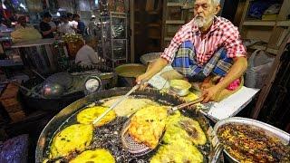 Indian Street Food Tour in Mumbai India  Street Food in India BEST Curry