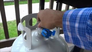 How To SAFELY Change The Propane Tank On A Barbecue