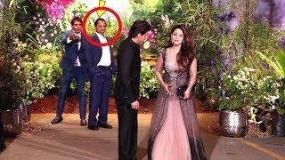 Shahrukh Khans Most FUNNIEST Moment At Sonam Kapoor & Anand Ahujas Wedding Reception