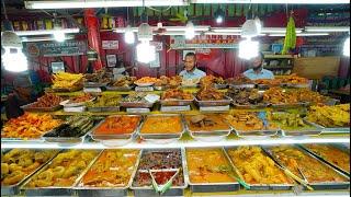 DI SEPANJANG JALAN INI JUALAN NASI KAPAU SEMUA 30 LAUK DI SAJIKAN TIAP HARI  #ngajakmakan