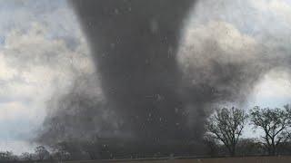 RAW INSANE TORNADO INTERCEPT mode in eastern Nebraska from Lincoln to Omaha Nebraska