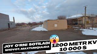 SHOVOT MAXTUMQULIDA JOY O‘RNI SOTILADI.  Yer maydoni 1200 m2. Narxi 10 000 $ kelishadi.