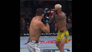 How did Charles Oliveira not get the tap? 