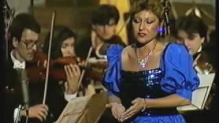 JOSEFINA MENESES canta la Romanza de LA LINDA TAPADA