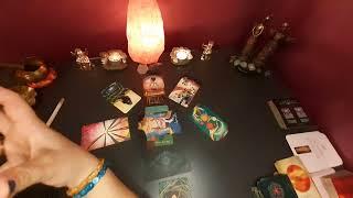 AZİZENİN SIRRI na Kalbinizdeki kişiyi sorduk#tarot #keşfet #shortvideo #keşfetbeniöneçıkar