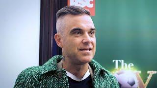 Robbie Williams visits rehearsals  The Boy in the Dress