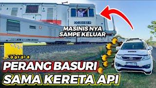 MASINIS NYA KELUAR PERANG BASURI SAMA KERETA API DI BALES S35 PANJANG