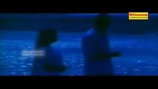 Evergreen Film Song  Neelaraavil Innuninte  Kudumbasammetham  Malayalam Movie Song