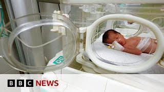Baby saved from dead mothers womb in Gaza dies  BBC News