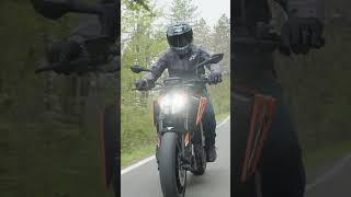 59 secondi con la KTM 790 Duke la naked entry level di Mattighofen. #ktm #naked #ktmduke #moto