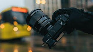 RAINY CITY STREET POV PHOTOGRAPHY - SONY A6400 VILTROX 75MM F1.2