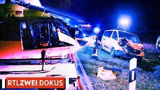 Hubschrauber Schwerer Verkehrsunfall  Nachtschicht Einsatz für die Lebensretter  RTLZWEI Dokus