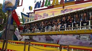 Junge hat Angst - Karussell muss anhalten auf Kirmes  Nightstyle