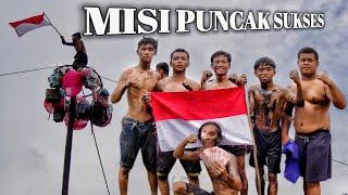 Misi Puncak Berhasil Lomba Panjat Pinang 17an Paling Seru di Indonesia