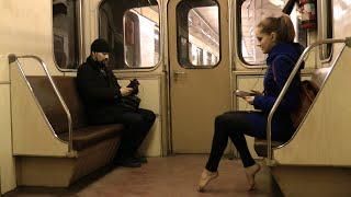 Olga barefoot on the subway in December -7℃  Preview 1