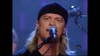 Puddle Of Mudd - Blurry Live on Conan 2002