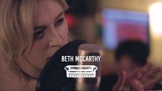 Beth McCarthy - Somebody That I Used To Know Gotye Cover LIVE at Ont Sofa Studios