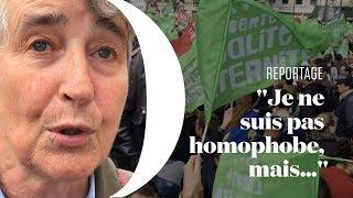 Dans le cortège de la marche anti PMA  Je ne suis pas homophobe mais...