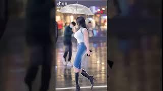 Chinese model on streets #shorts #beautiful #chinese #viralvideo #viral #catwalk #reels