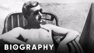 William Faulkner - Two Time Pullitzer Prize Winner & Poet-Novelist of Mississippi  Mini Bio  BIO