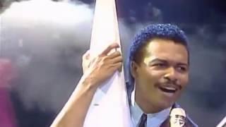 Ray Parker Jr. - Ghostbusters LIVE 1984 HQ