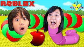 Ryan is a WORM in Roblox Ryan Vs Mommy Lets Play Roblox WORMFACE with Ryans Mommy