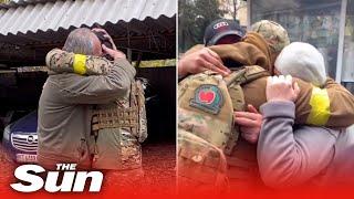 Ukrainian Soldiers reunite with families in Kherson in heartfelt moments #shorts 