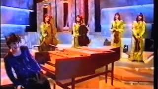 Enya in Kenny Live Show  1997