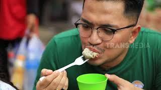 Ihsan Tarore Nyicipin Pempek Bawah Ampera Pasar 16 Ilir Pempek Wak Dona  MAKAN RECEH 301023