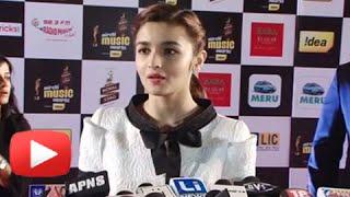 Alia Bhatt Gets ANGRY on Reporter  Questioned About Her GK