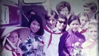 1975 г  Вьетнамские гости в Красном Луче