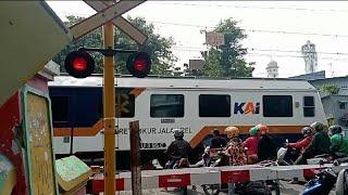 Perlintasaan Kereta api JPL 11A Pademangan