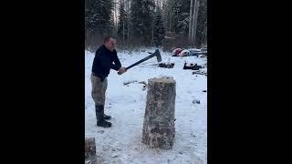 Splitting a monster log #shorts #firewood #fiskars #challenge