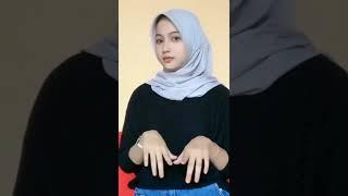 Hijabers Cantik goyang manja #shorts #trending