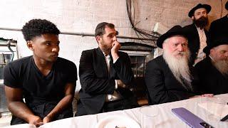 Black Man Gets Invited Into Orthodox Jews Home