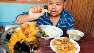 Eating Patot Dia Gahori  Pork in a Banana leaf  Delicious Pork Recipe  Assamese Food Vlog