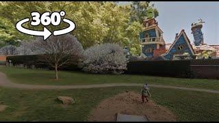 360 VR - Playing on the Slide at Disneyland Park Doncaster