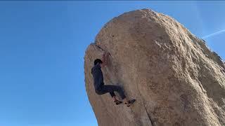 Joshua Tree Bouldering - White Rastafarian V2