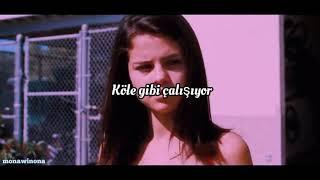 All for us Çeviri  Bahar Tatilinde yaşadıklarını atlatmaya çalışan Selena Gomez