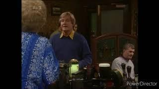 Classic Corrie - Ken Barlow and Mike Baldwin Fight 13th March 1998* Original Date