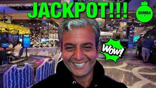 JACKPOT IN LAS VEGAS #LasVegas #Casino #SlotMachine