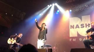 Sara Evans Suds In The Bucket Nash Bash 22013