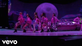 Ariana Grande - 7 rings Live From The Billboard Music Awards  2019