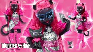 UNBOXING G3 Catty Noir Monster High Doll