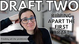 Lets RIP APART my first draft and find all the problems • A Writing Vlog • Meredith E. Phillips