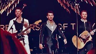 Jonas Brothers - Crazy - Live gala concert honoring Aerosmith