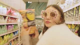 Miranda Kerr - Vogue 24 Hours with Supermodel Miranda Kerr June 2017