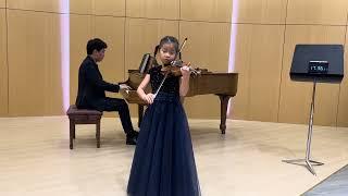 Wu Siyu 7 yo Plays 1st movement from Vivaldi Violin Concerto in G RV 310